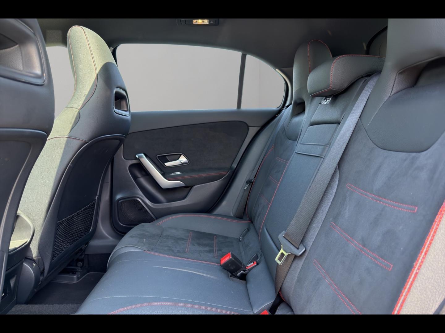 Image MERCEDES-BENZ Classe A 250 e Hybrid EQ 163+109ch AMG Line 8G-DCT