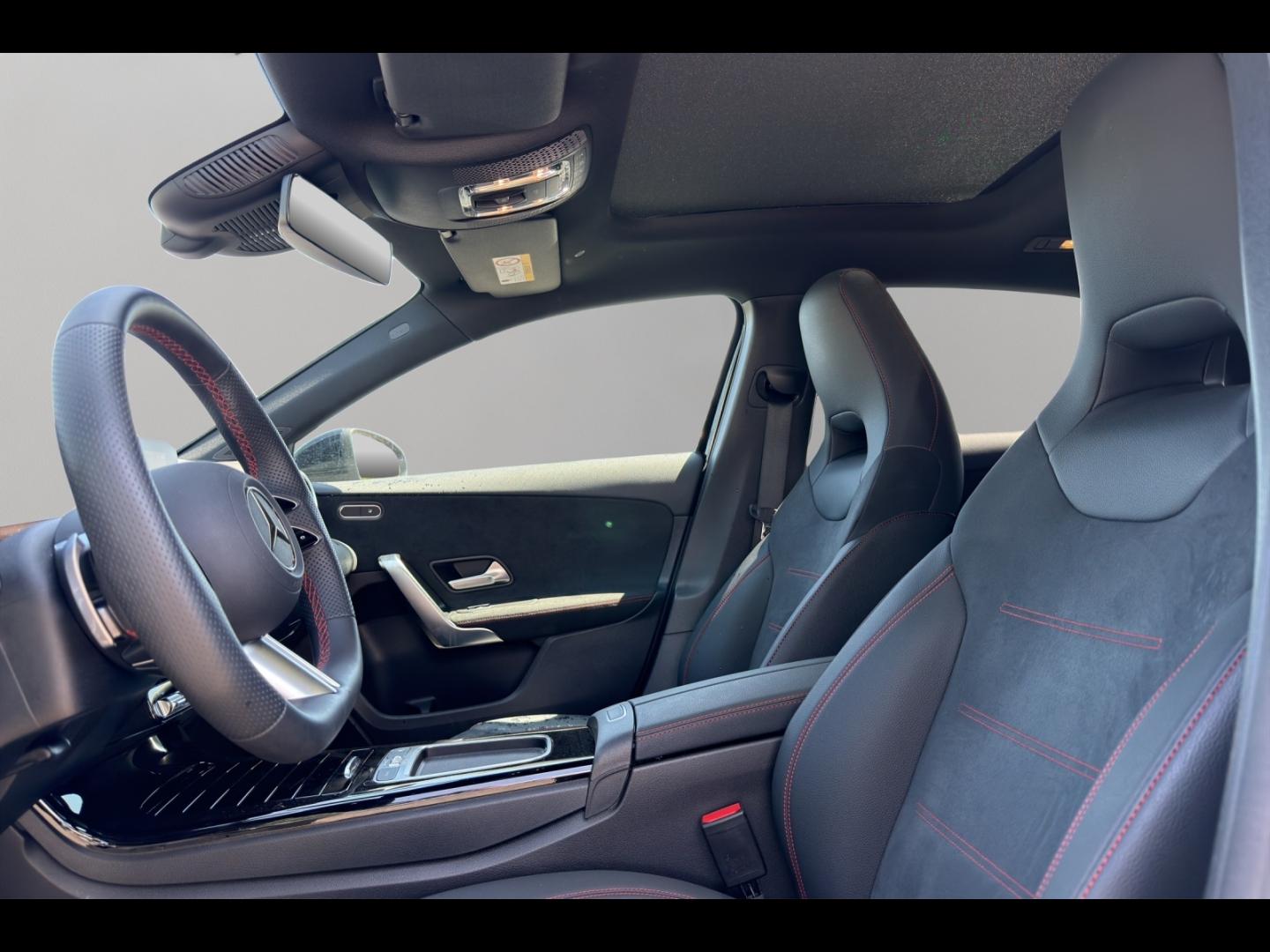 Image MERCEDES-BENZ Classe A 180 d 116ch AMG Line 8G-DCT