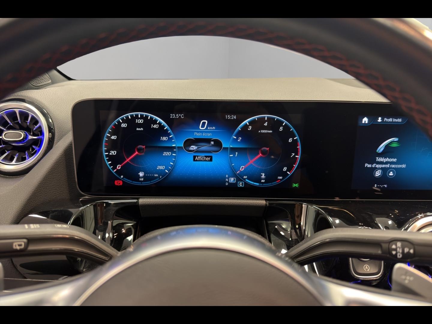 Image MERCEDES-BENZ GLA 200 163ch AMG Line 7G-DCT