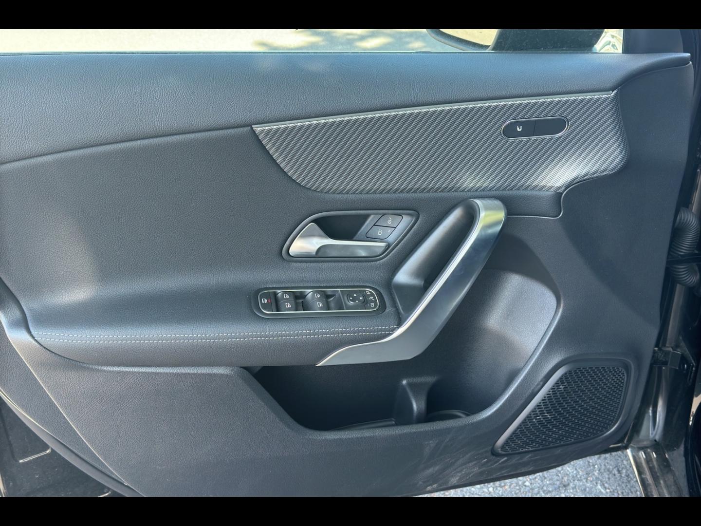 Image MERCEDES-BENZ Classe A 180 d 116ch Progressive Line 8G-DCT