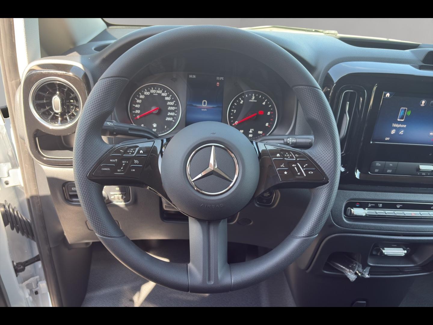 Image MERCEDES-BENZ Vito Fg 114 CDI Long Pro Propulsion