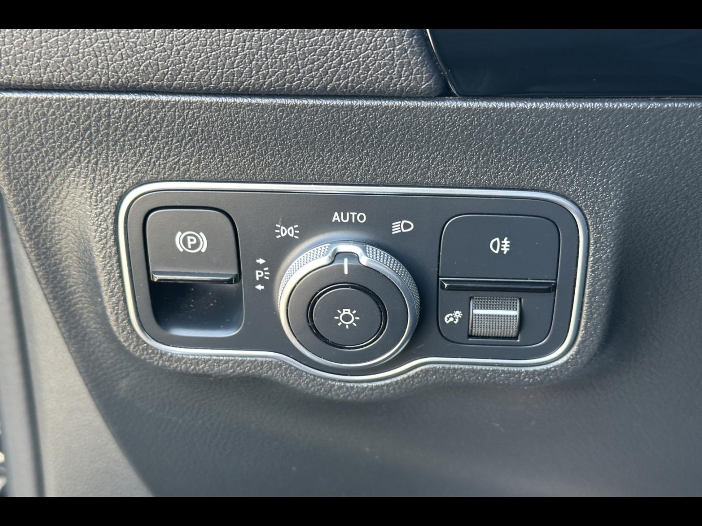 Image MERCEDES-BENZ Classe B 180d 2.0 116ch Progressive Line Edition 8G-DCT