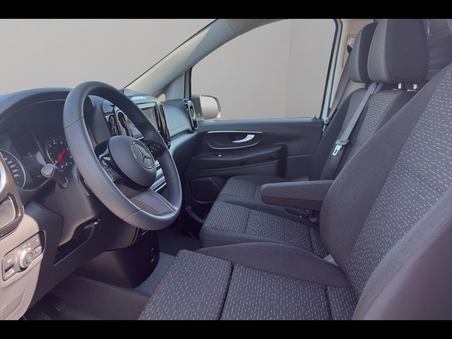 Image MERCEDES-BENZ Vito Fg 114 CDI Long Pro Propulsion