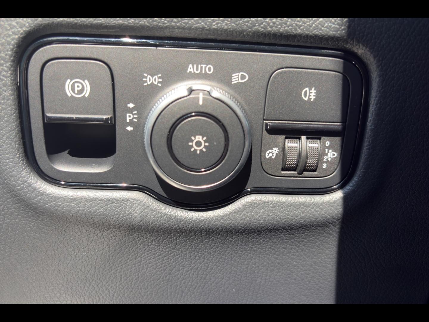 Image MERCEDES-BENZ Vito Fg 114 CDI Long Pro Propulsion