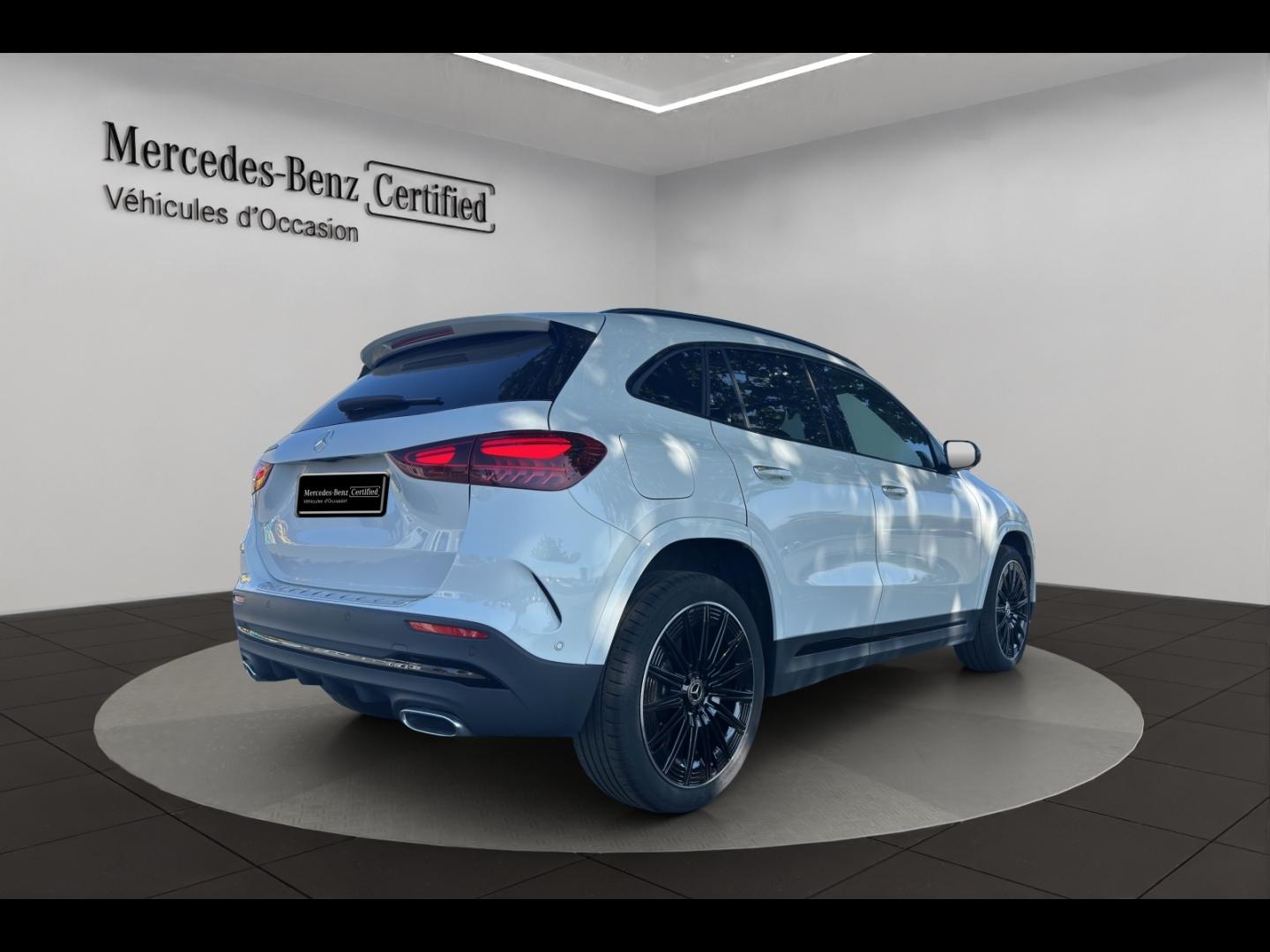 Image MERCEDES-BENZ GLA 250 e 218ch AMG Line 8G-DCT