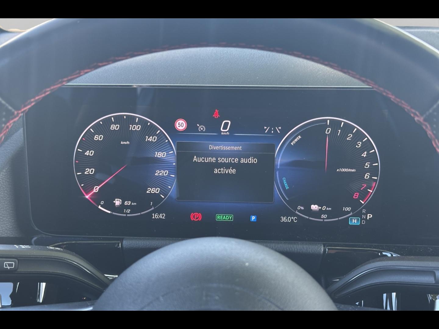 Image MERCEDES-BENZ GLA 250 e 218ch AMG Line 8G-DCT