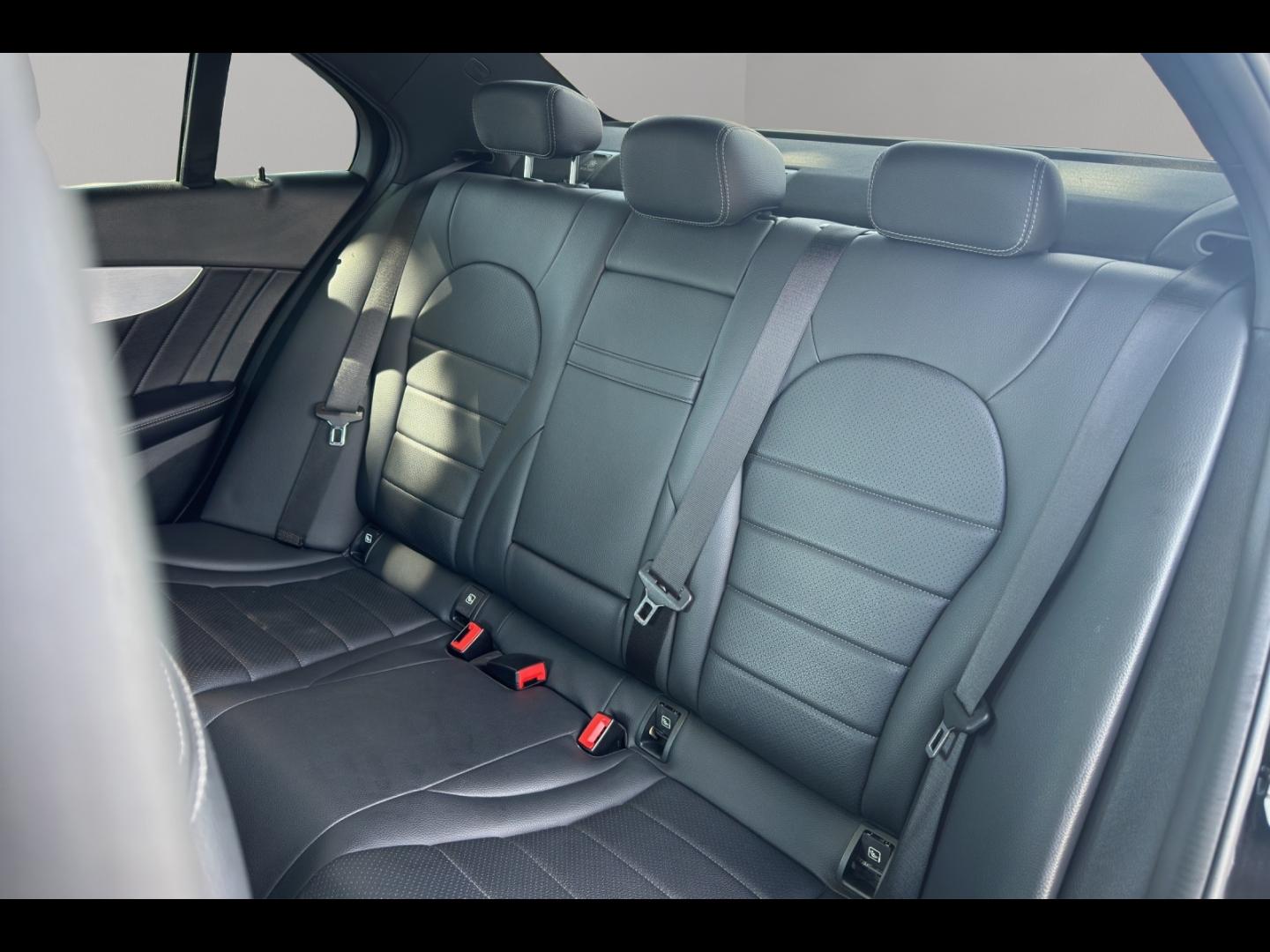 Image MERCEDES-BENZ Classe C 300 de 194+122ch AMG Line 9G-Tronic