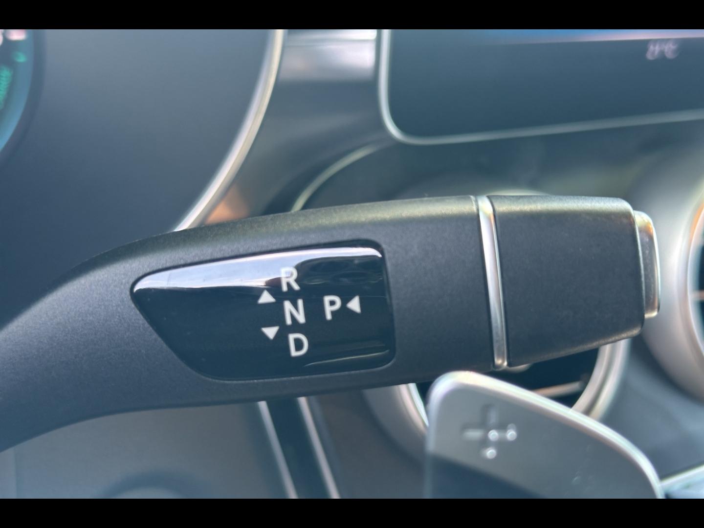 Image MERCEDES-BENZ Classe C 300 de 194+122ch AMG Line 9G-Tronic