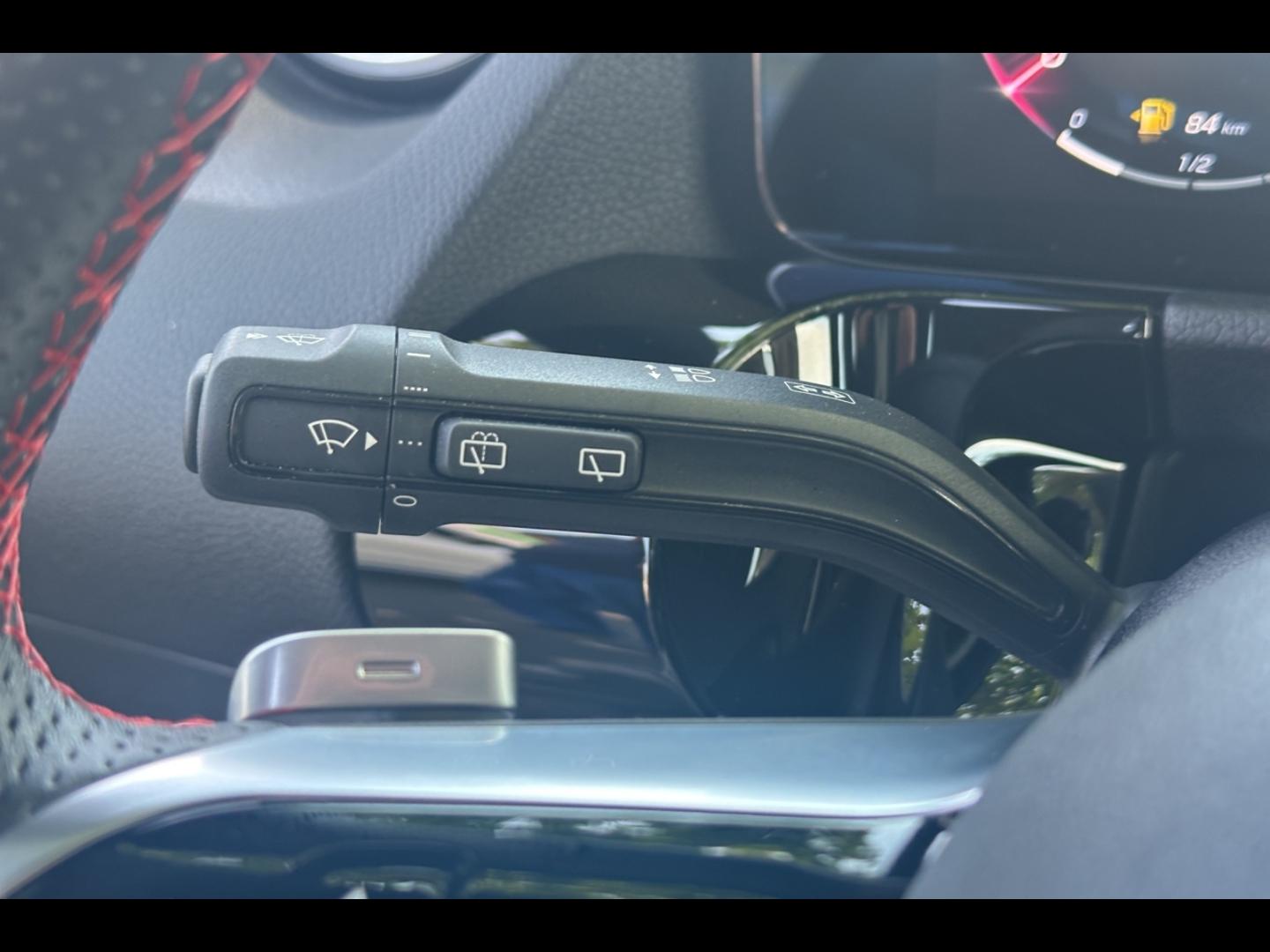 Image MERCEDES-BENZ Classe B 250 e Hybrid EQ 163+109ch AMG Line 8G-DCT