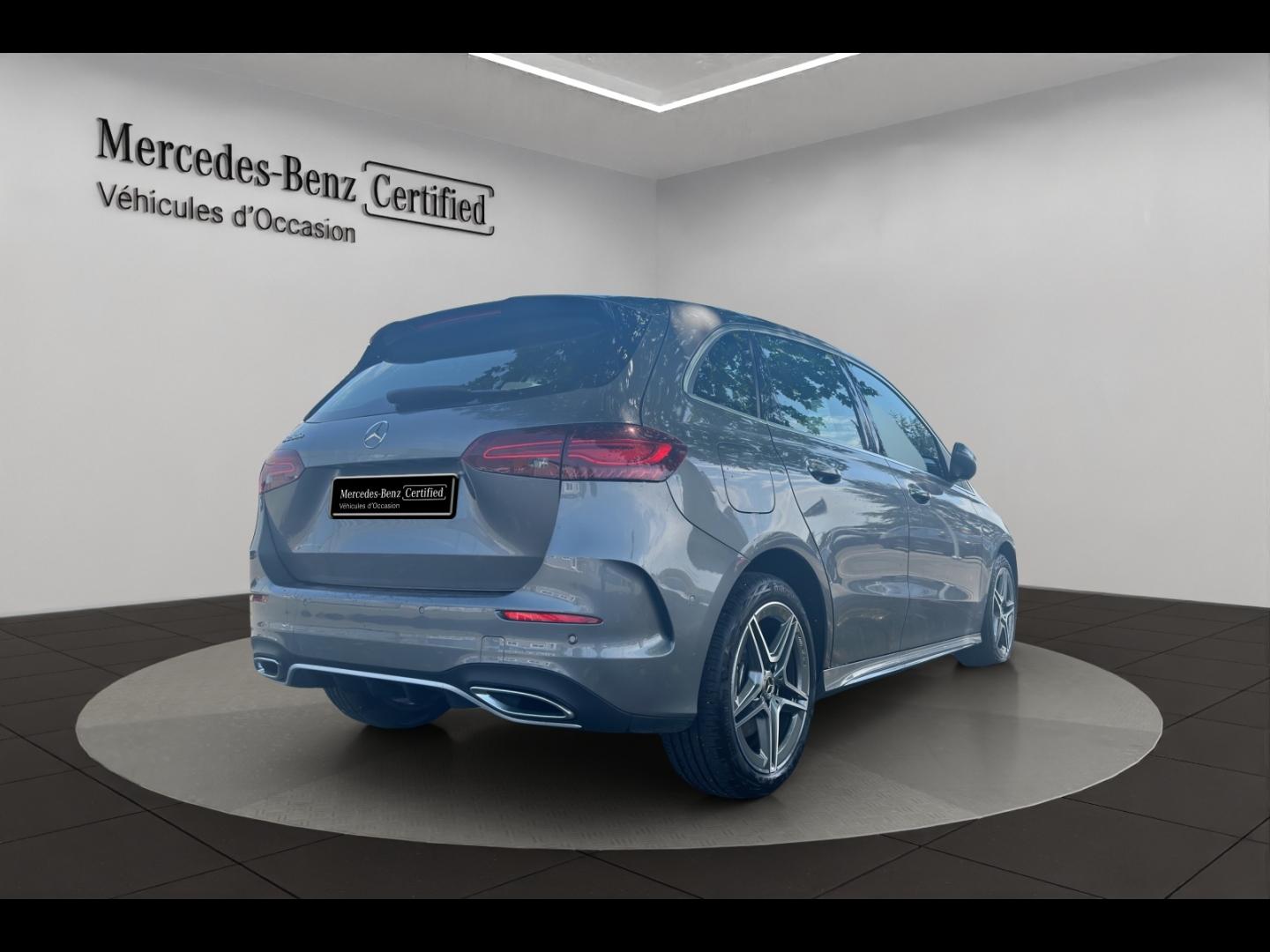 Image MERCEDES-BENZ Classe B 250 e Hybrid EQ 163+109ch AMG Line 8G-DCT