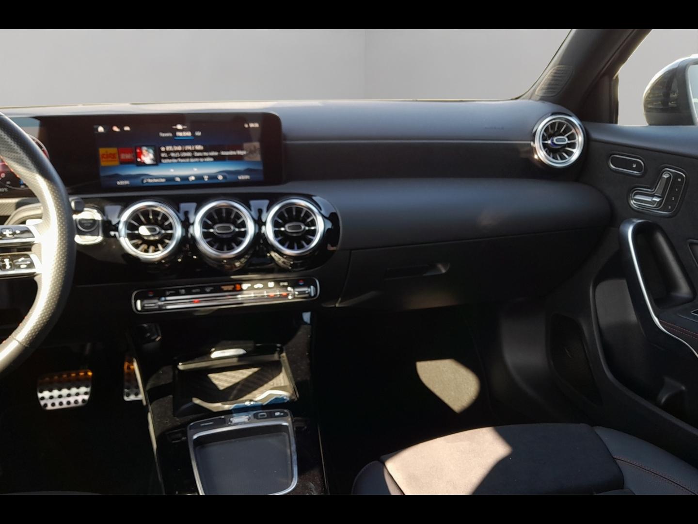 Image MERCEDES-BENZ Classe A 200 d 150ch Star Edition 8G-DCT