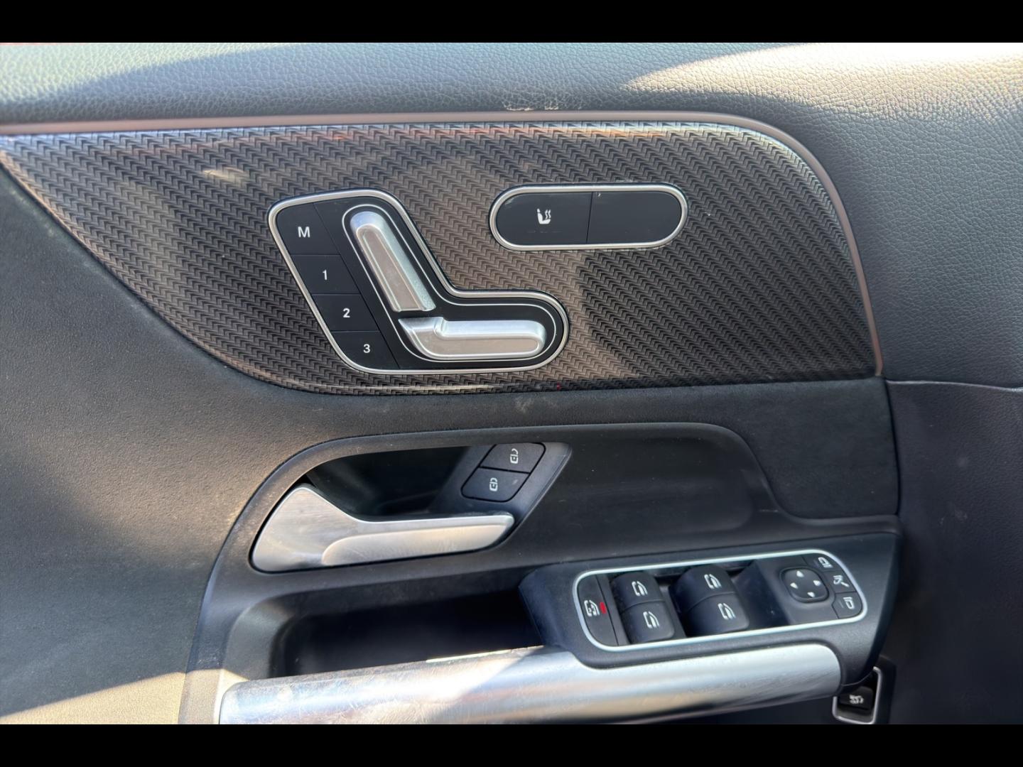 Image MERCEDES-BENZ Classe B 180 136ch AMG Line Edition 7G-DCT