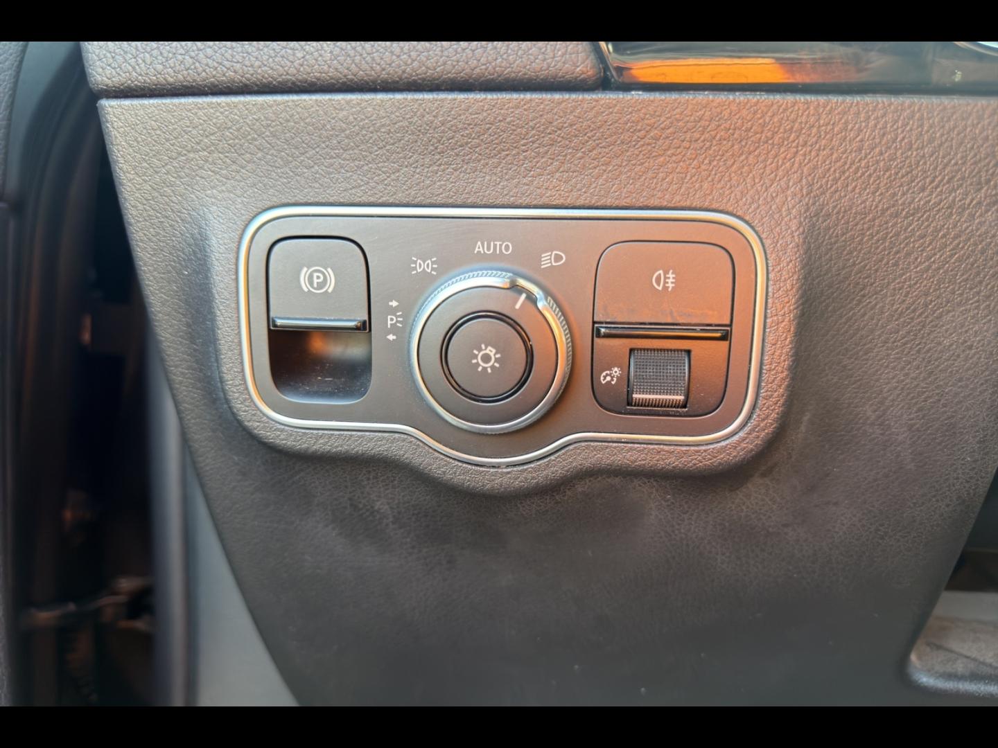 Image MERCEDES-BENZ Classe B 180 136ch AMG Line Edition 7G-DCT