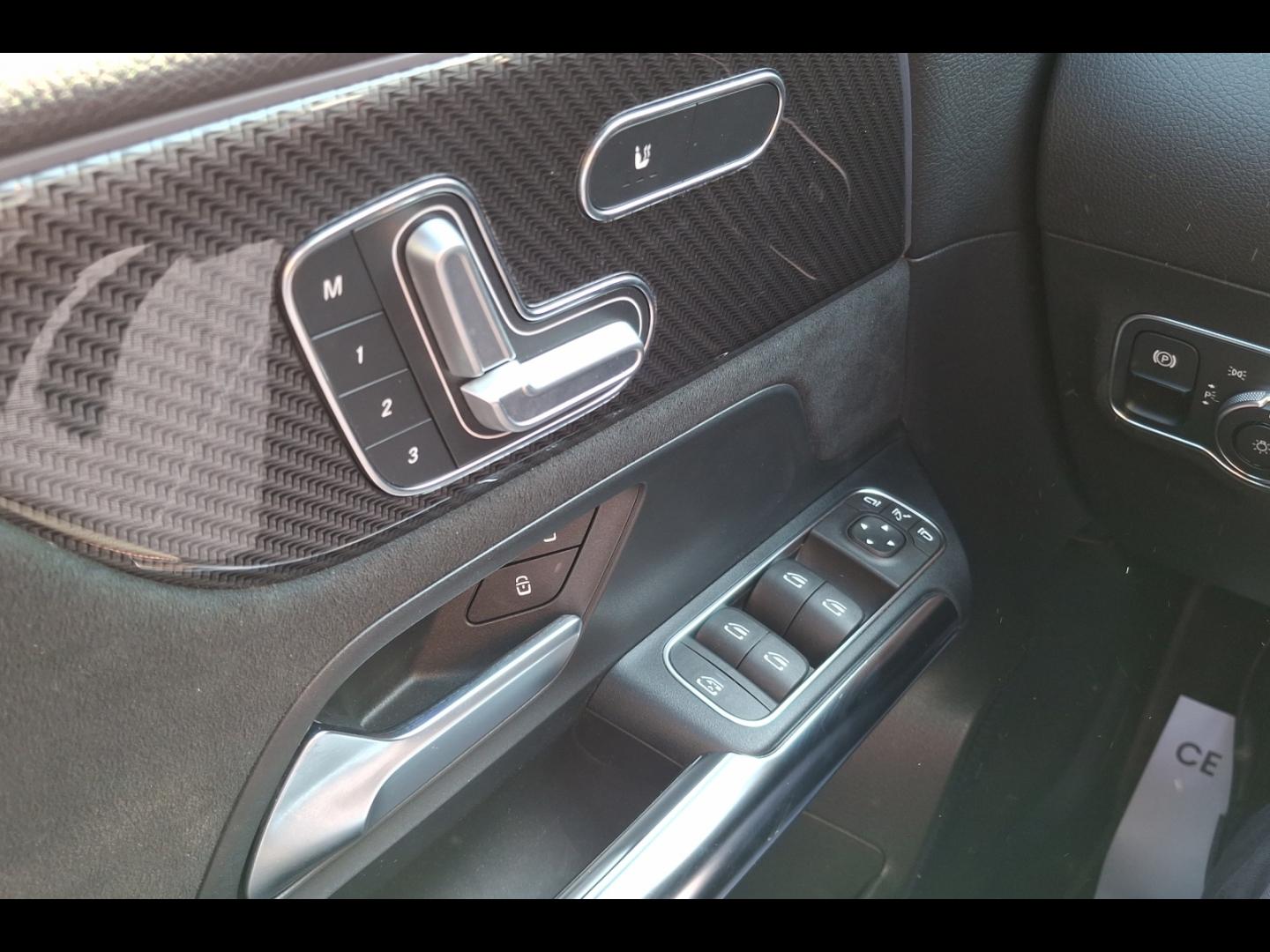 Image MERCEDES-BENZ Classe B 250 e 160+102ch AMG Line Edition 8G-DCT