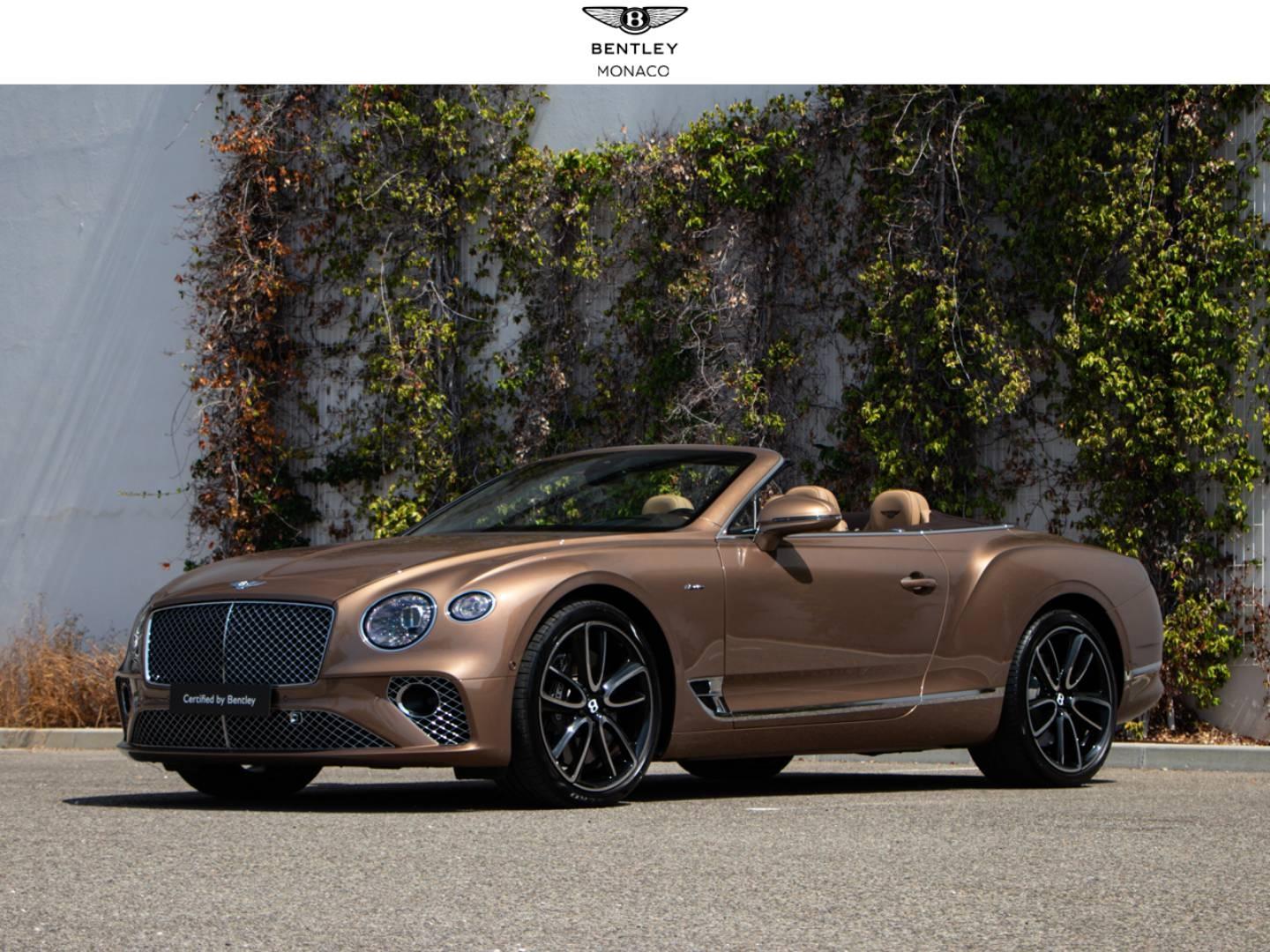 Photo BENTLEY CONTINENTAL GTC Azure V8 4.0 550ch