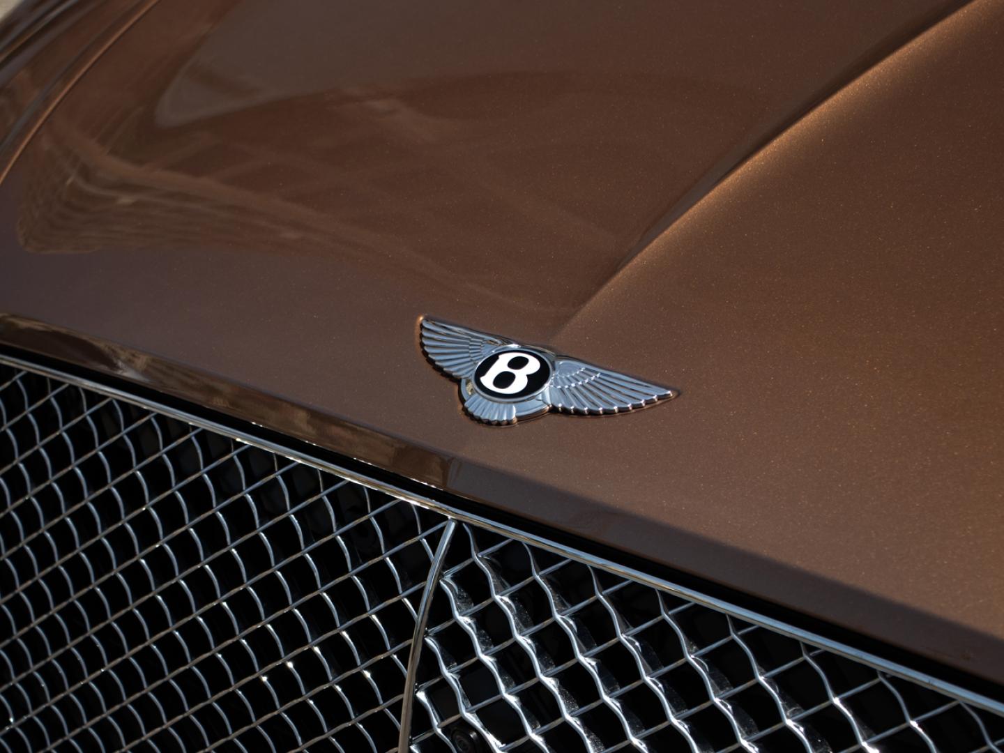 Image BENTLEY CONTINENTAL GTC Azure V8 4.0 550ch
