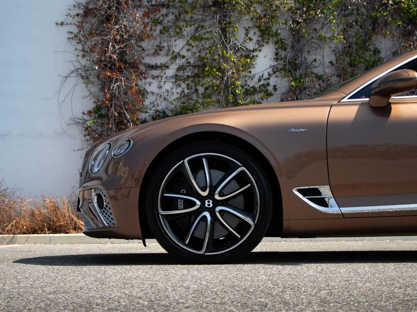Image BENTLEY CONTINENTAL GTC Azure V8 4.0 550ch