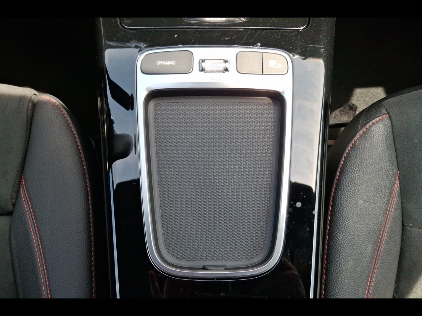 Image MERCEDES-BENZ CLA 200 d 150ch AMG Line 8G-DCT