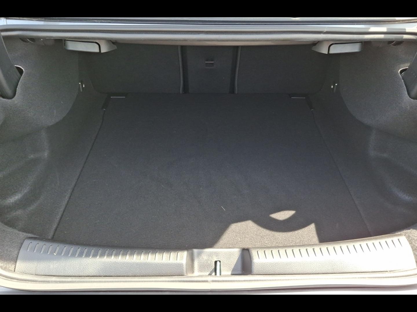 Image MERCEDES-BENZ CLA 200 d 150ch AMG Line 8G-DCT