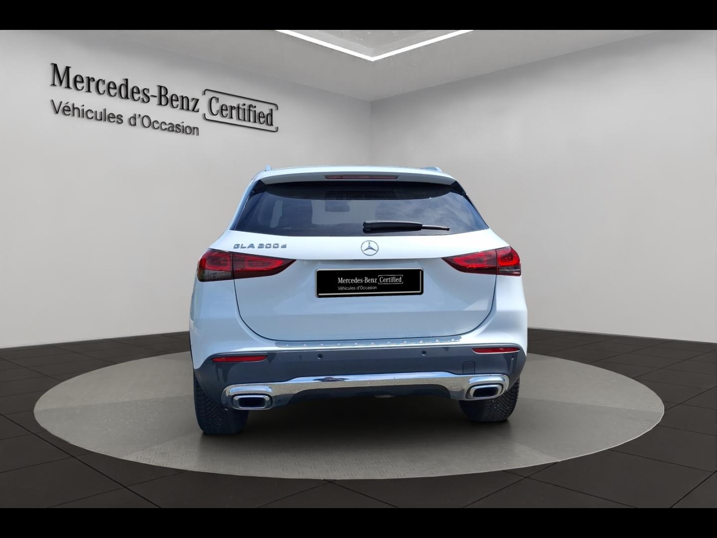 Image MERCEDES-BENZ GLA 200 d 150ch Progressive Line 8G-DCT