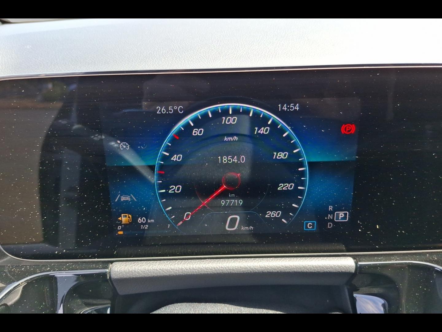Image MERCEDES-BENZ GLA 200 d 150ch Progressive Line 8G-DCT