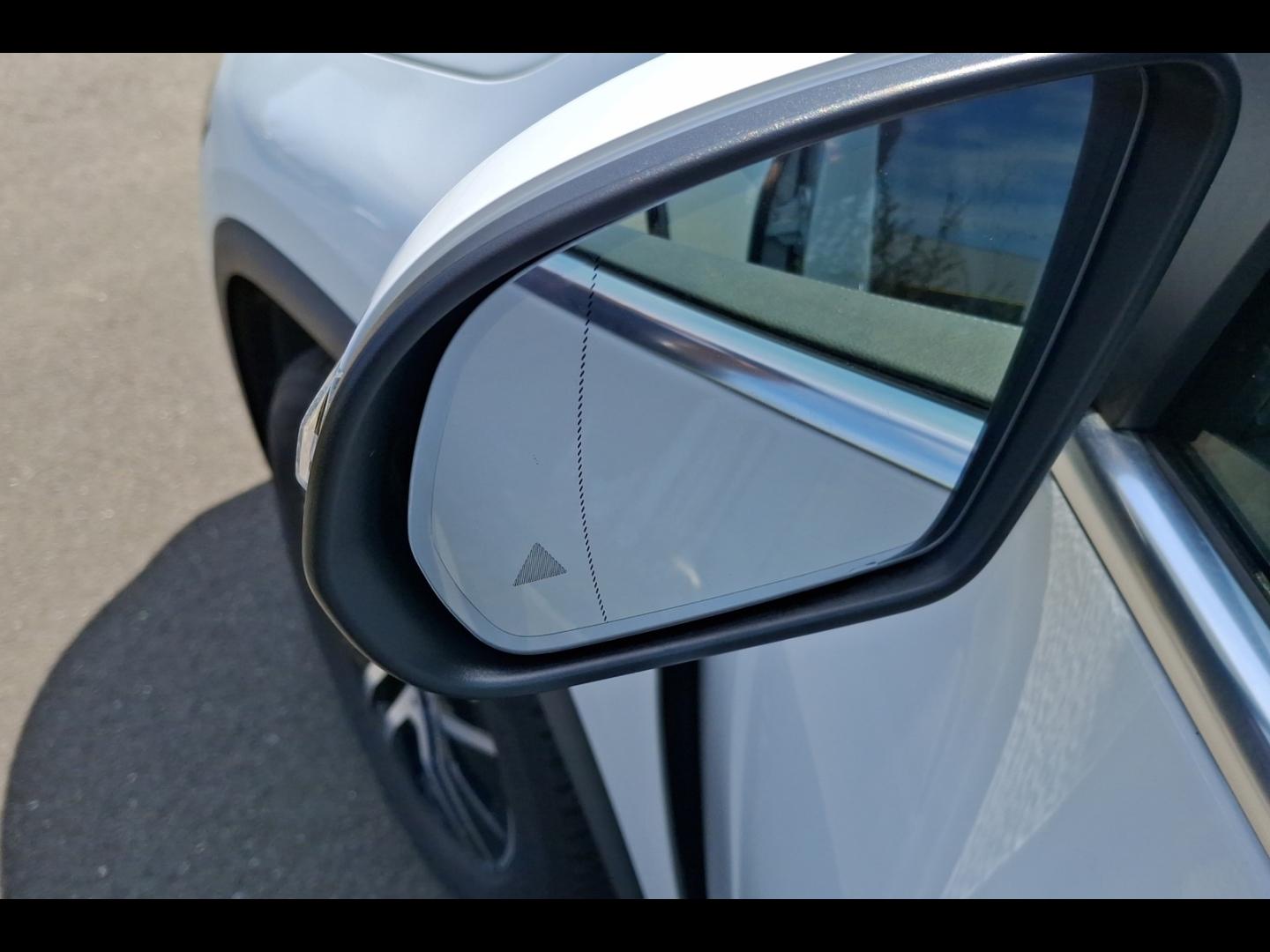 Image MERCEDES-BENZ GLA 200 d 150ch Progressive Line 8G-DCT