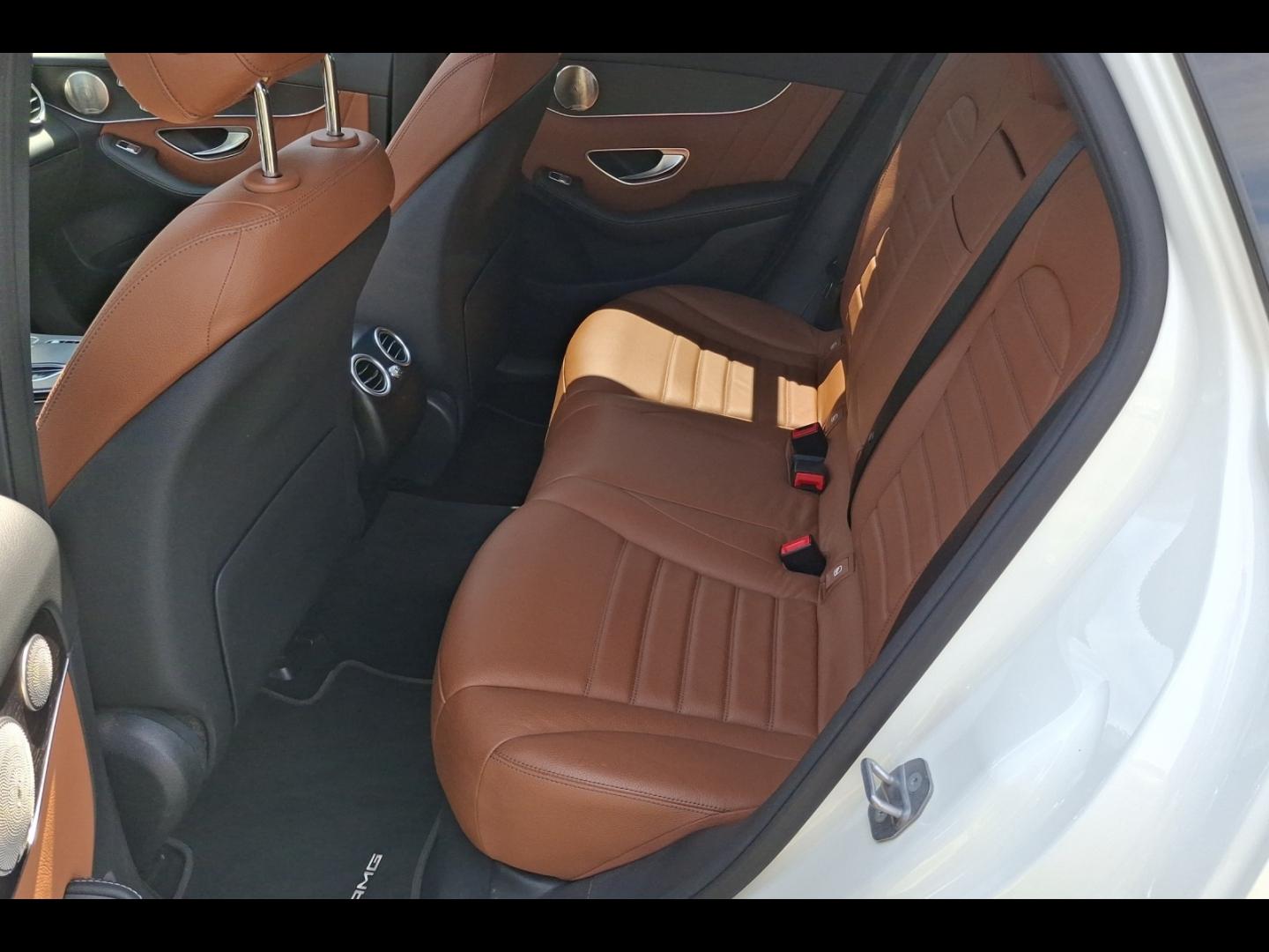 Image MERCEDES-BENZ GLC Coupé 300 de 194+122ch AMG Line 4Matic 9G-Tronic
