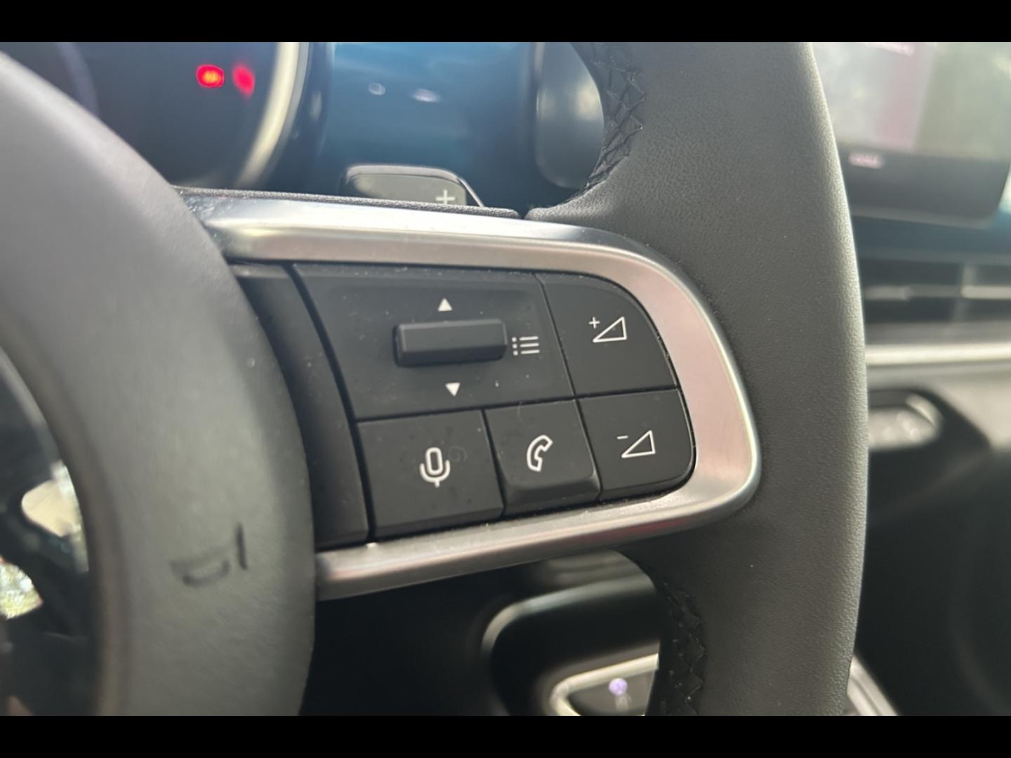 Image FIAT 600 1.2 Hybrid Turbo 145ch Pop eDCT6 Step 2