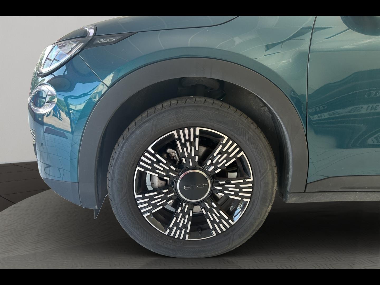Image FIAT 600 1.2 Hybrid Turbo 145ch Pop eDCT6 Step 2