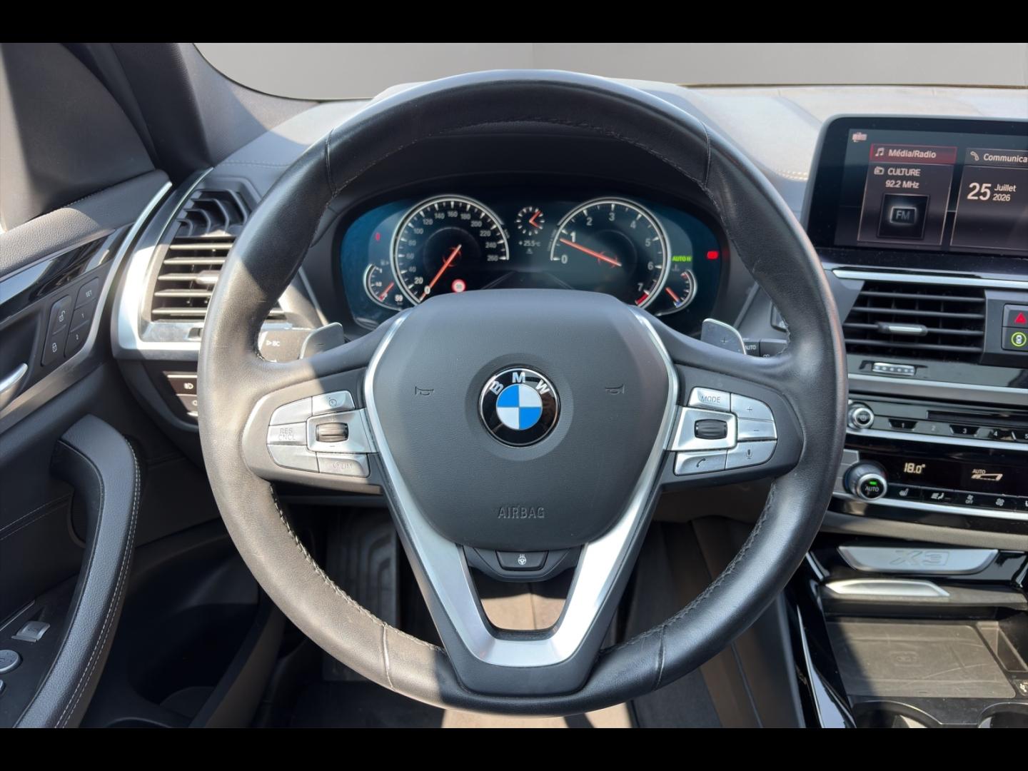 Image BMW X3 xDrive20iA 184ch Luxury Euro6d-T
