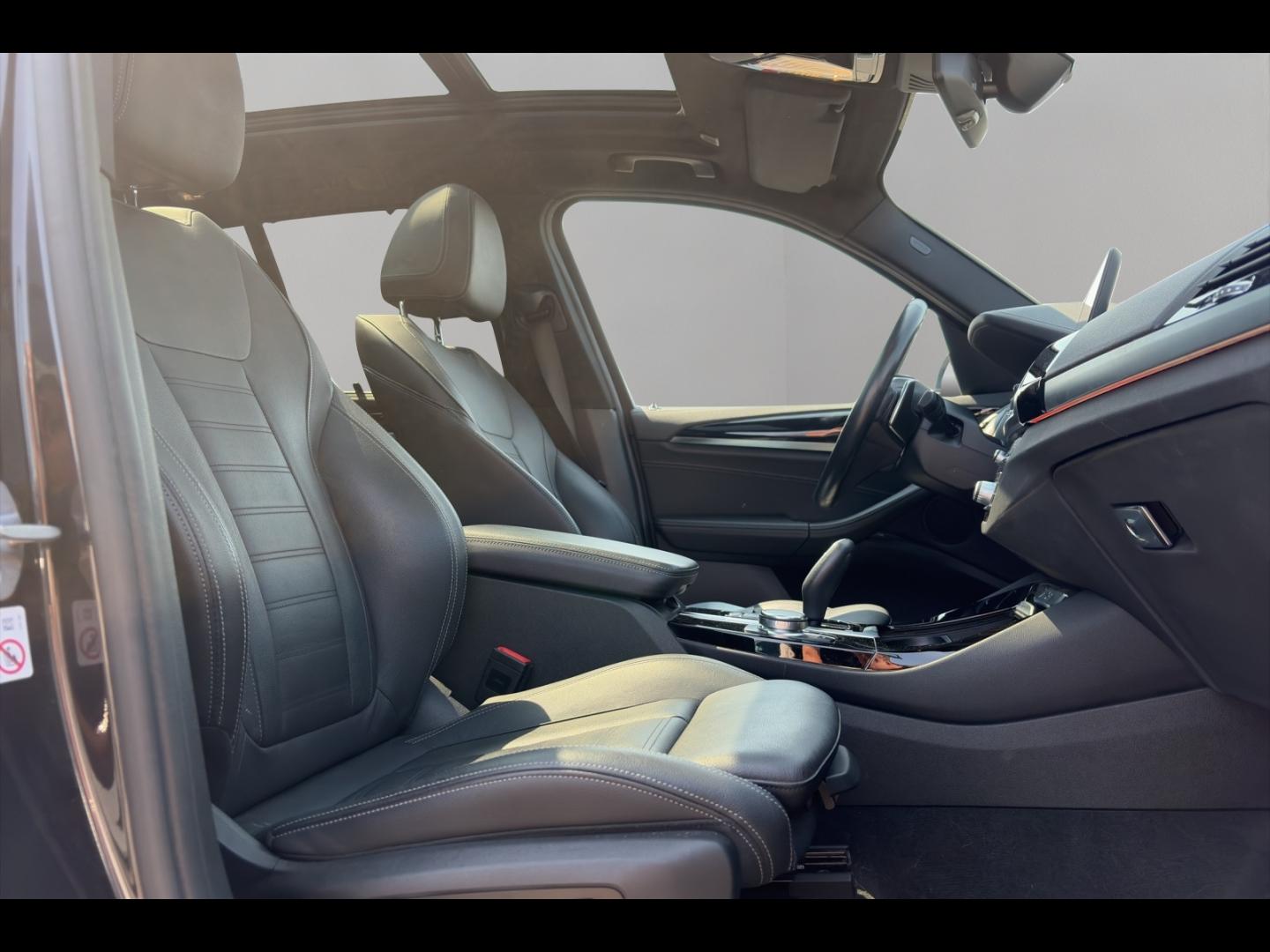 Image BMW X3 xDrive20iA 184ch Luxury Euro6d-T