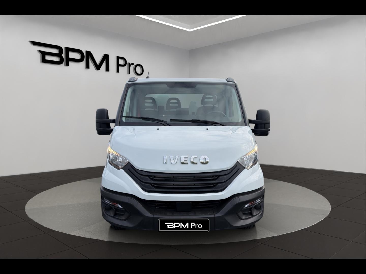 Image IVECO Daily CCb 35-160H / 3.0 160CH / BENNE & COFFRE / 35C16 / 2024 /