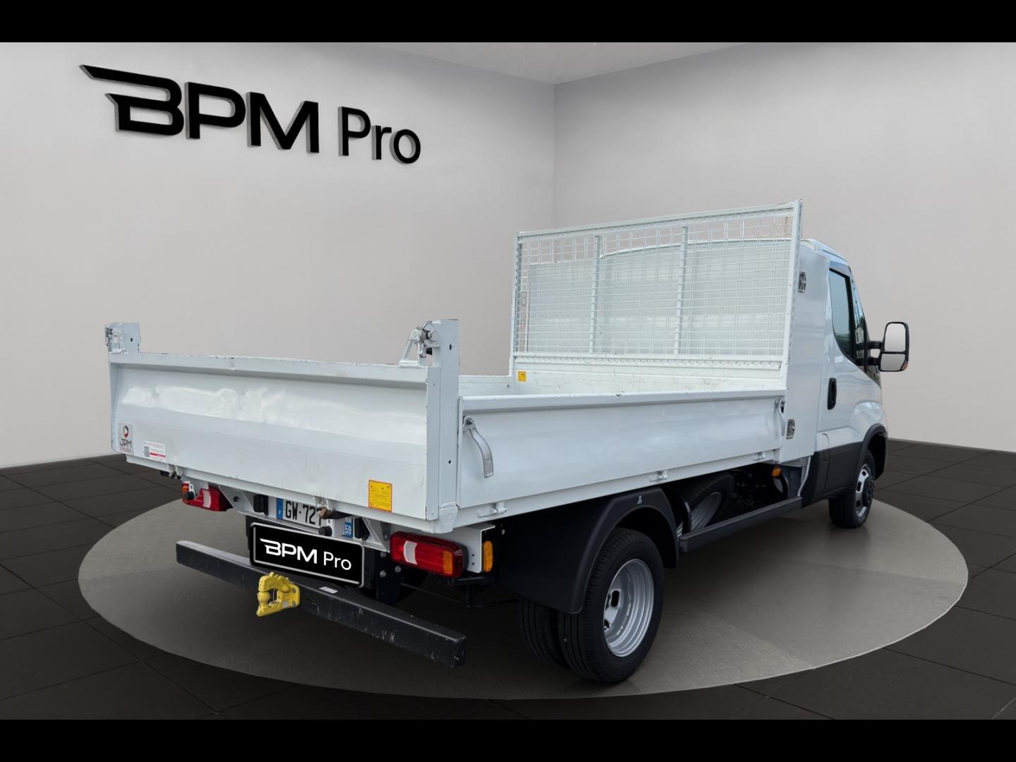 Image IVECO Daily CCb 35-160H / 3.0 160CH / BENNE & COFFRE / 35C16 / 2024 /