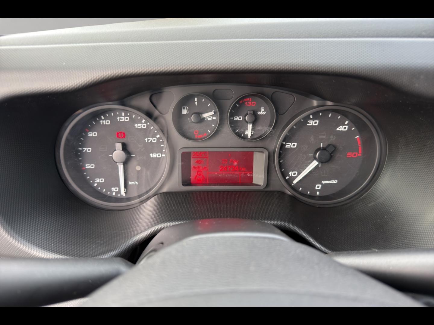 Image IVECO Daily CCb 35-160H / 3.0 160CH / BENNE & COFFRE / 35C16 / 2024 /