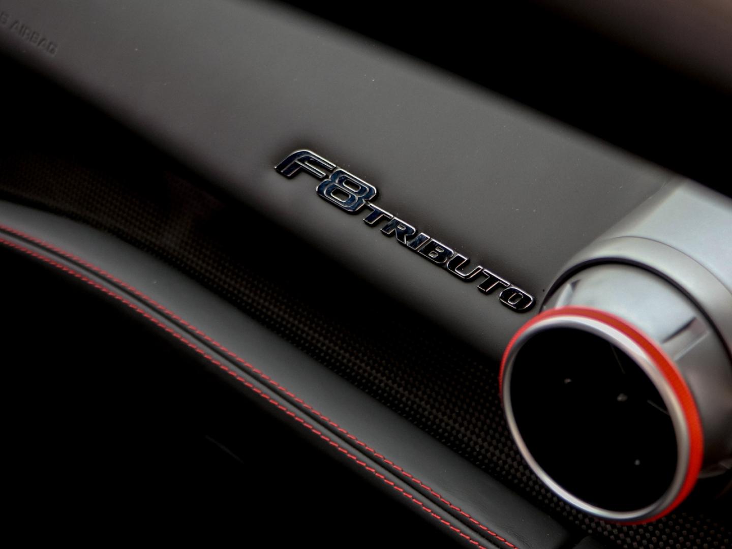 Image FERRARI F8 TRIBUTO V8 BITURBO 3.9