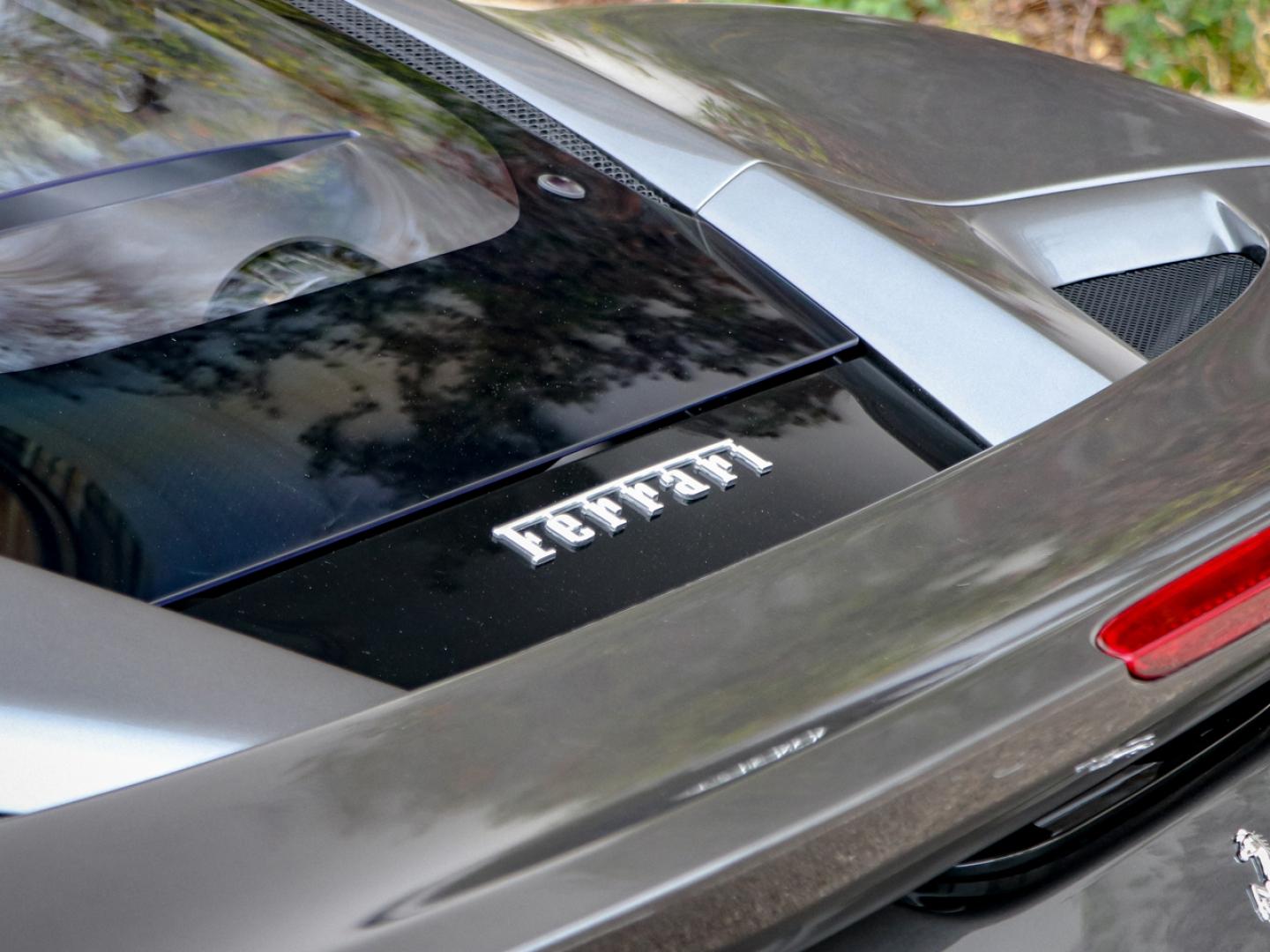 Image FERRARI F8 TRIBUTO V8 BITURBO 3.9