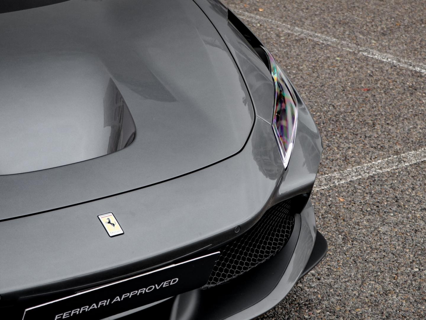 Image FERRARI F8 TRIBUTO V8 BITURBO 3.9