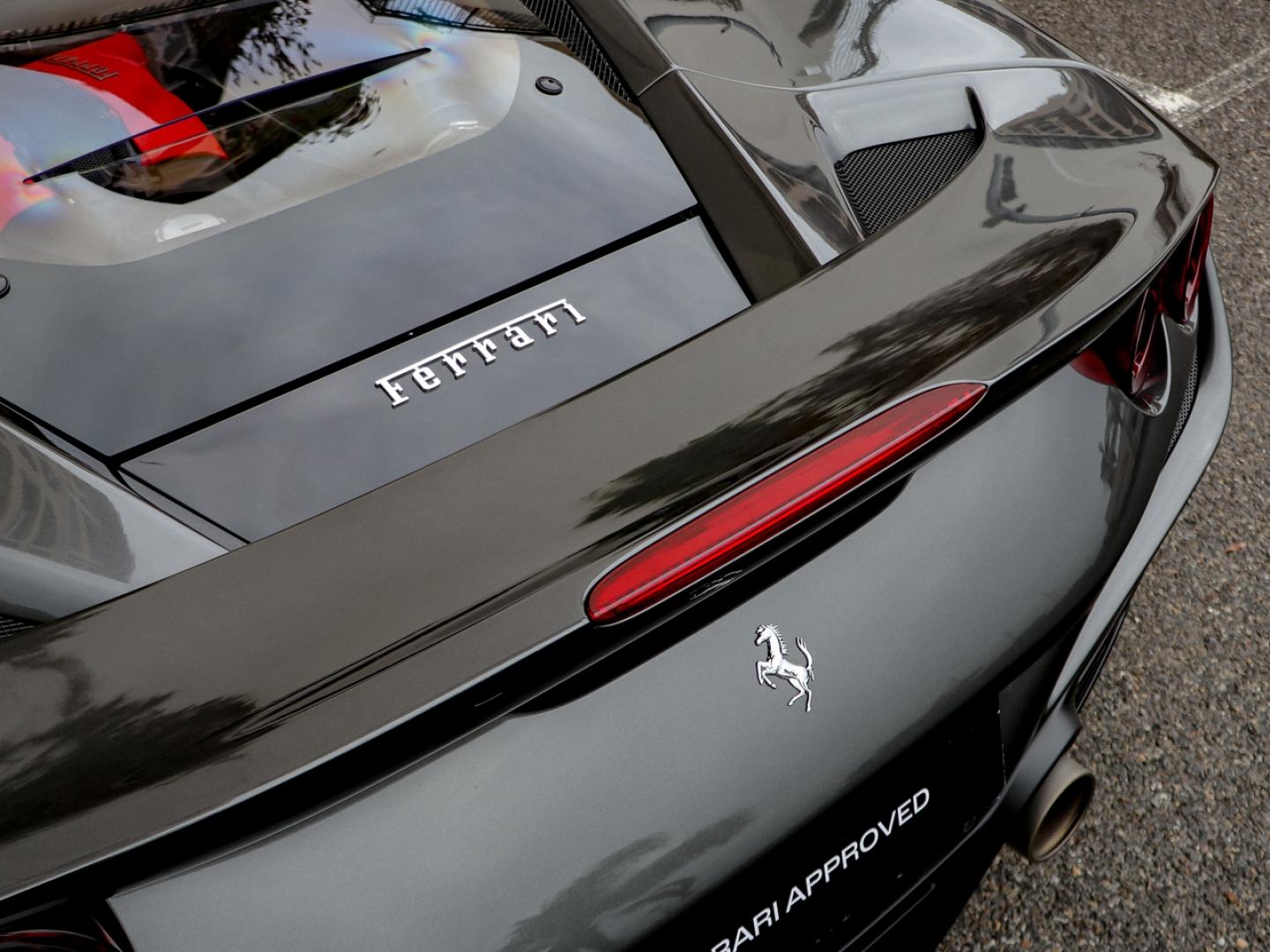 Image FERRARI F8 TRIBUTO V8 BITURBO 3.9