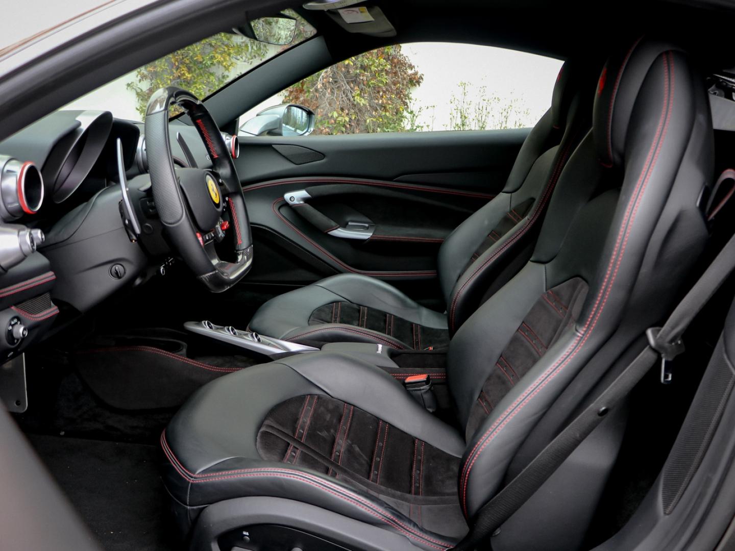 Image FERRARI F8 TRIBUTO V8 BITURBO 3.9