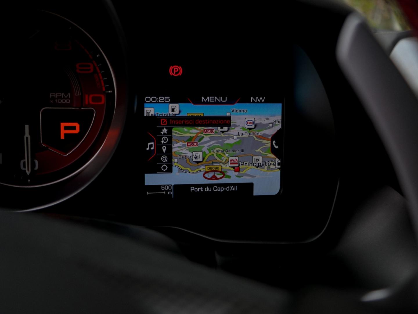 Image FERRARI F8 TRIBUTO V8 BITURBO 3.9