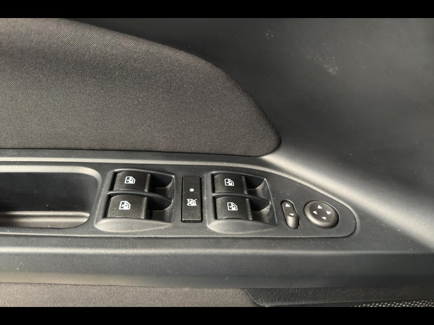 Image FIAT Tipo Cross SW 1.5 FireFly Turbo 130ch S/S Plus Hybrid DCT7 MY22