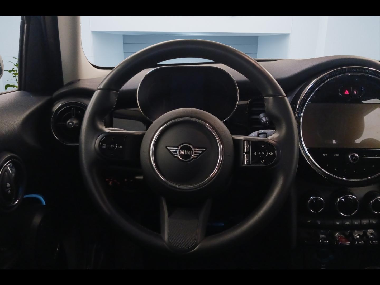 Image MINI Mini 5 Portes Cooper 136ch Edition Premium BVA7