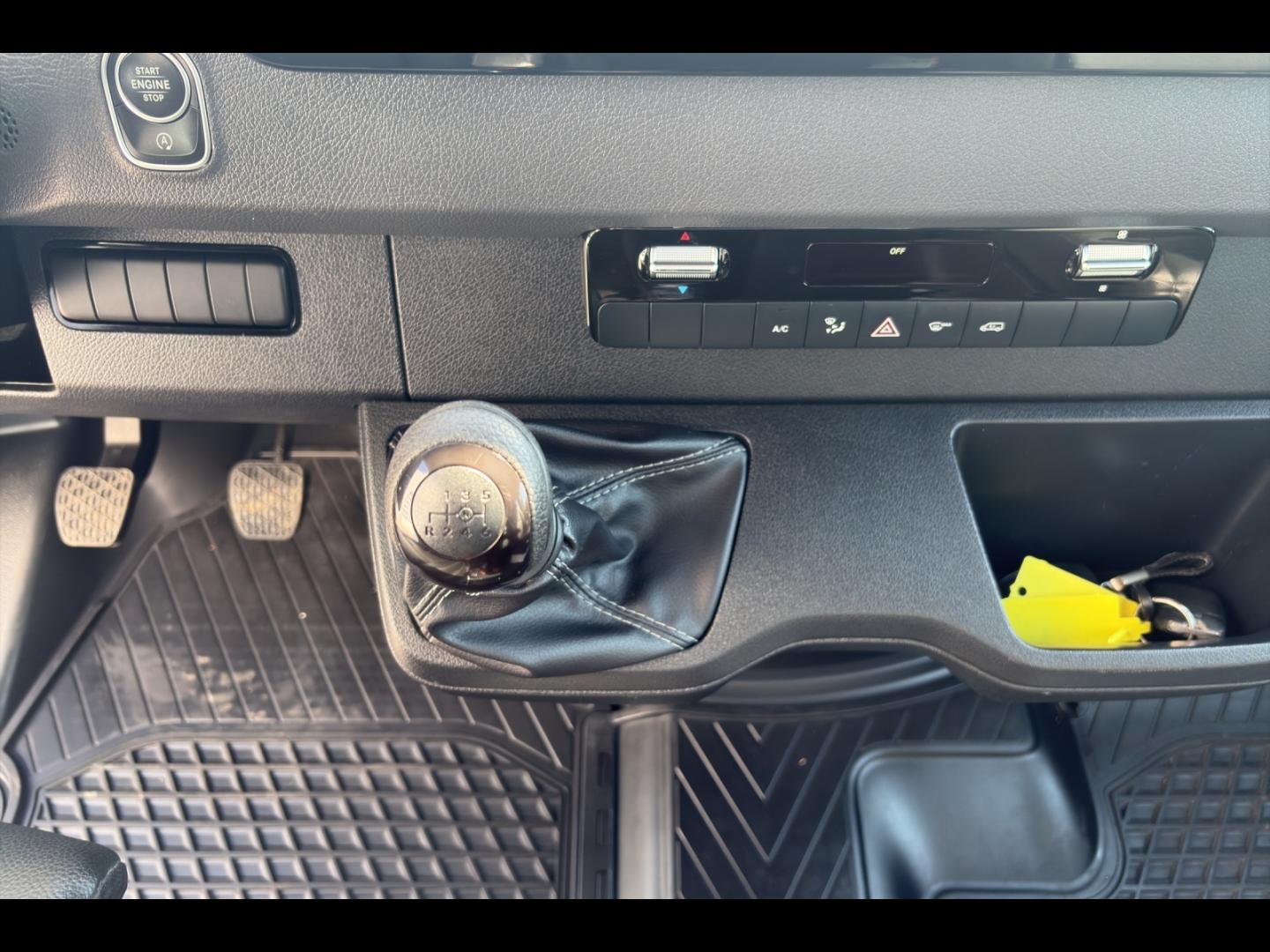 Image MERCEDES-BENZ Sprinter CCb 317 CDI 37 Double Cabine 3T5 Pro