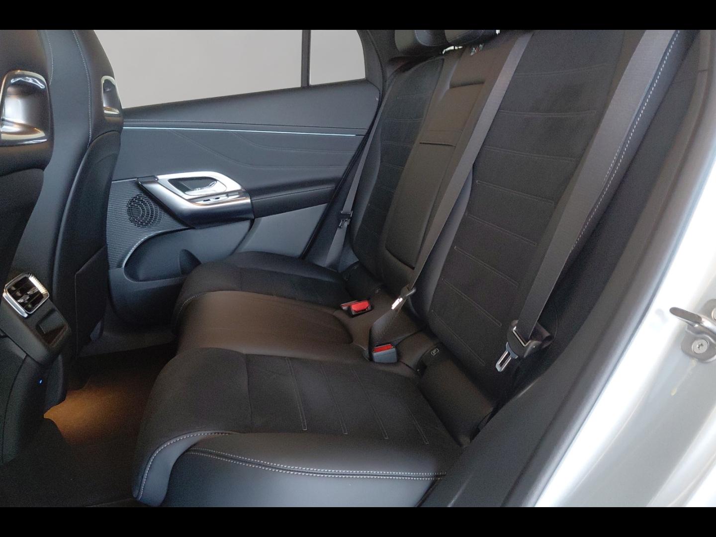 Image MERCEDES-BENZ GLC 400 EQ 489ch AMG Line 4Matic