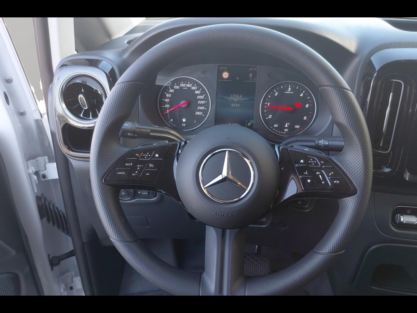 Image MERCEDES-BENZ Vito Fg 114 CDI Long Pro Propulsion