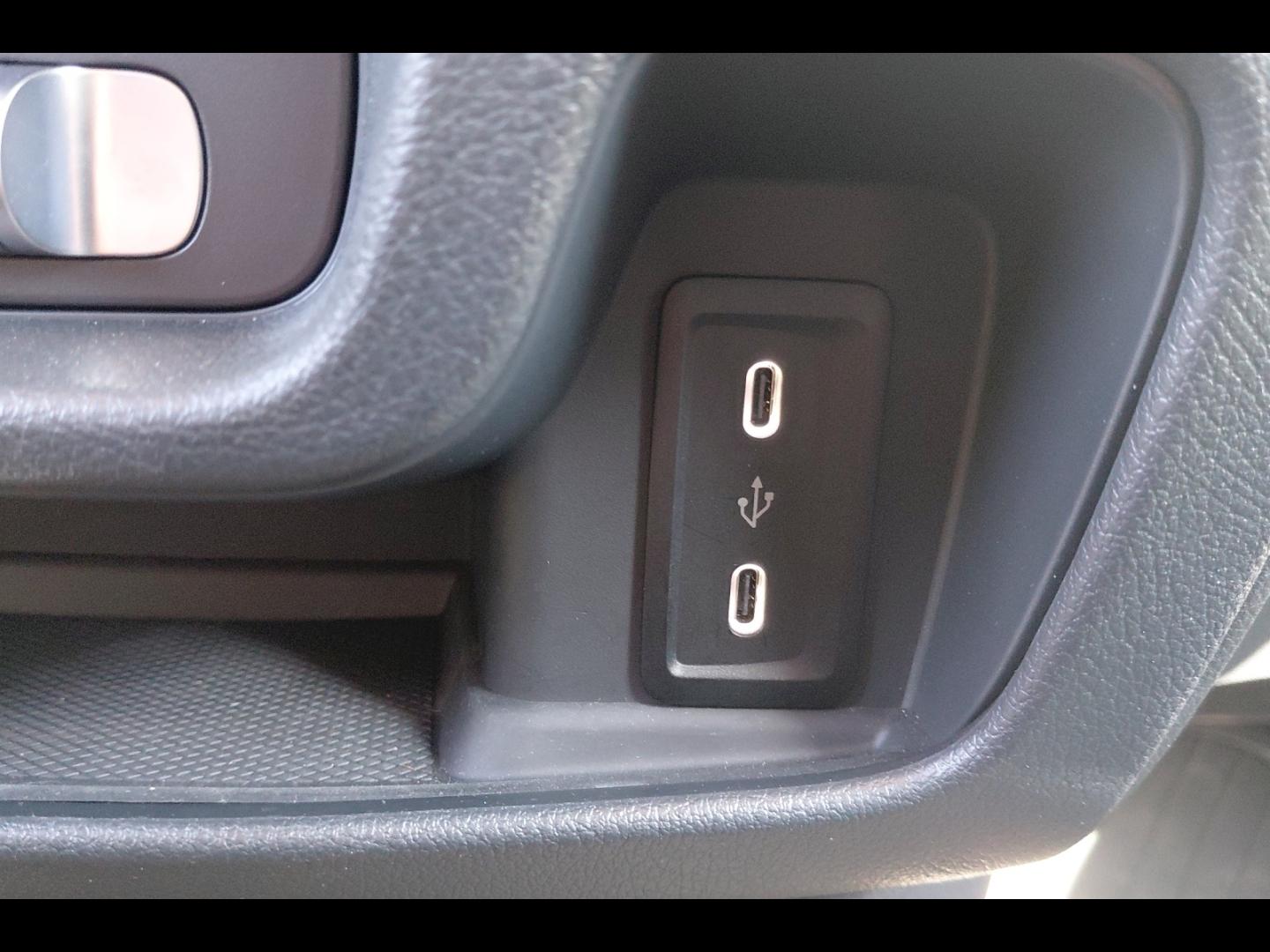 Image MERCEDES-BENZ Vito Fg 114 CDI Long Pro Propulsion