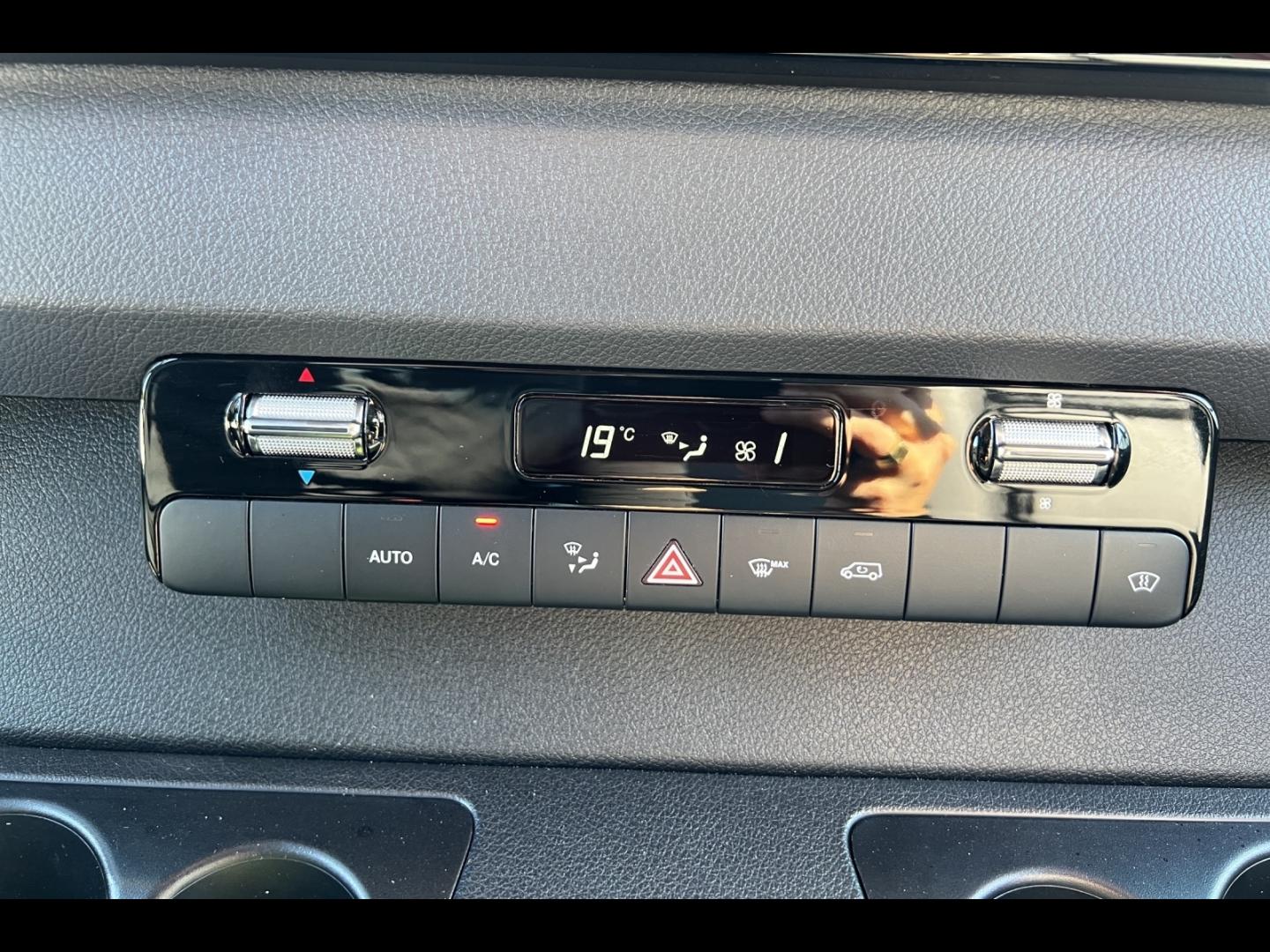 Image MERCEDES-BENZ Sprinter Fg 319 CDI 37 3T5 Select Propulsion Lourd 9G-Tronic