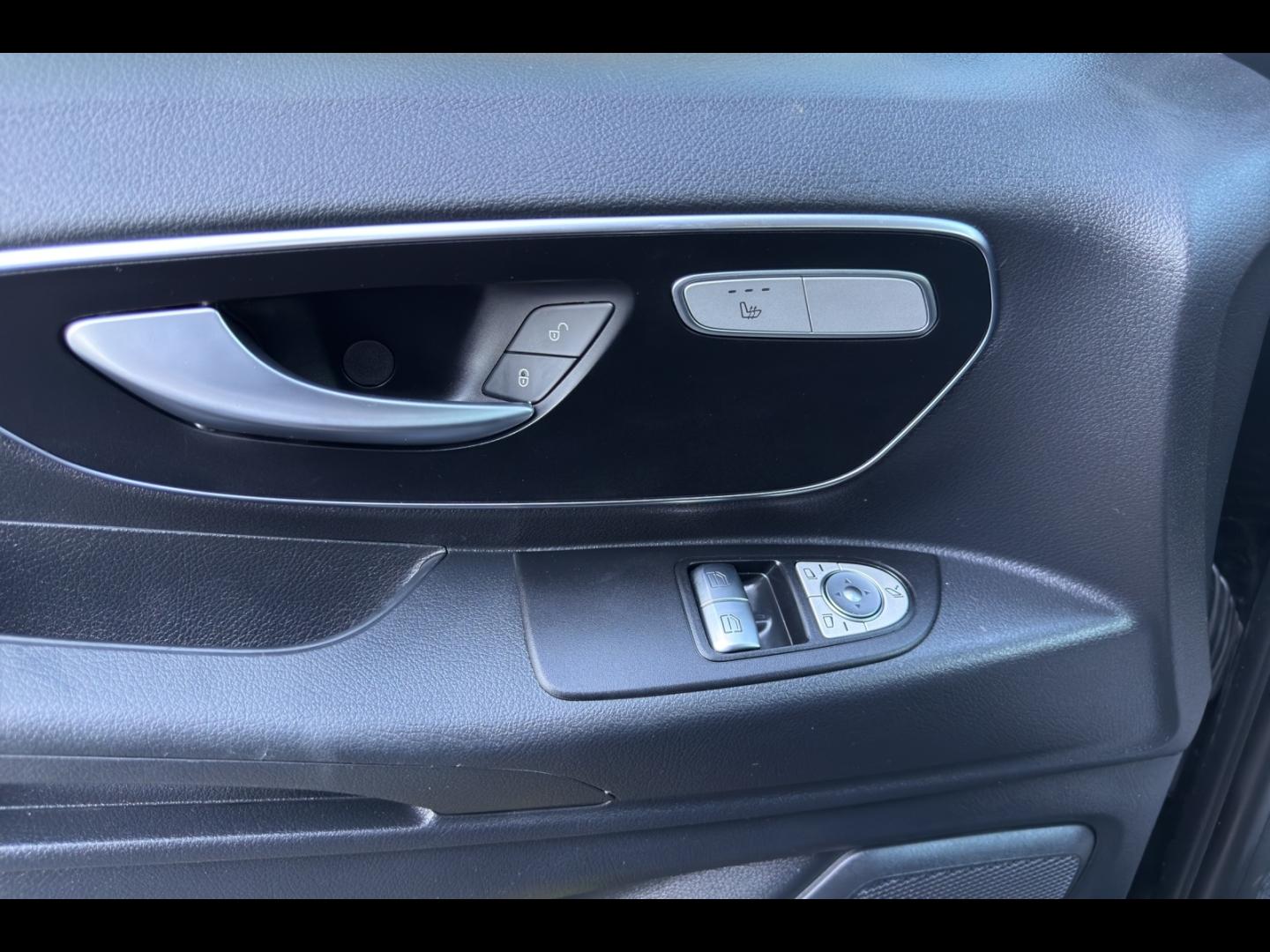 Image MERCEDES-BENZ Vito Fg 119 CDI Mixto Long Select Propulsion 9G-Tronic