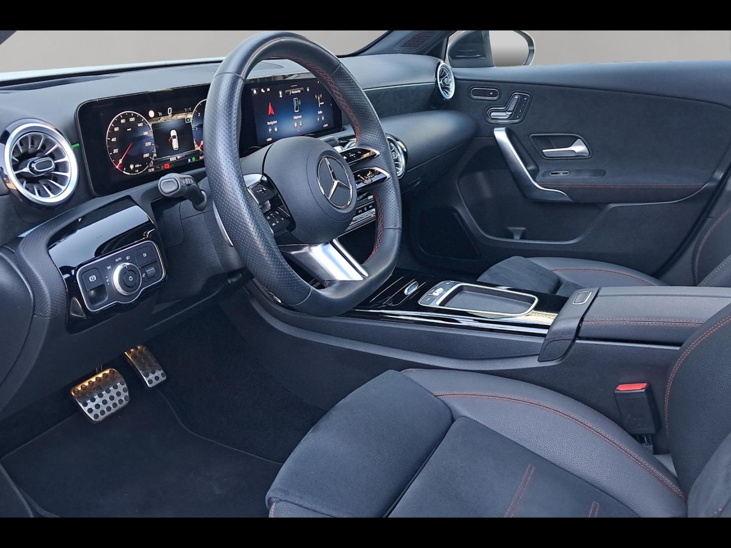 Image MERCEDES-BENZ Classe A 200 d 150ch AMG Line 8G-DCT