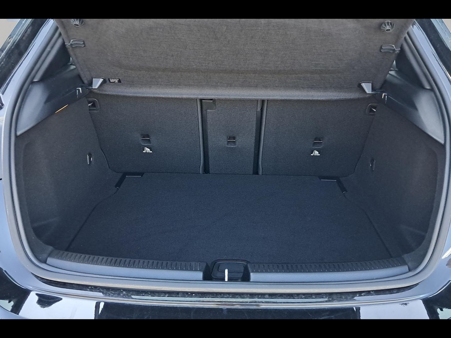 Image MERCEDES-BENZ Classe A 200 d 150ch AMG Line 8G-DCT